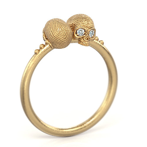 Mini Vogue Skull Ring 14k gold diamonds