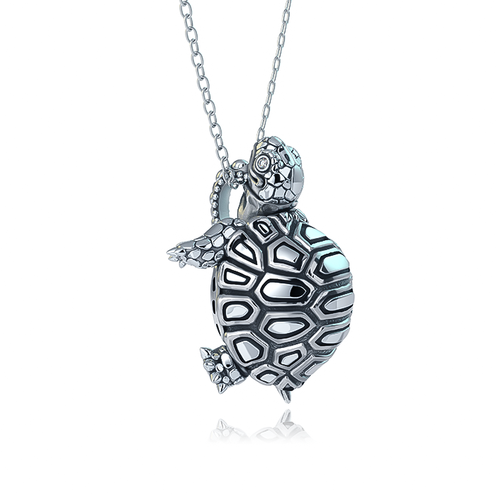 Madagascar Tortoise Diamond Necklace1